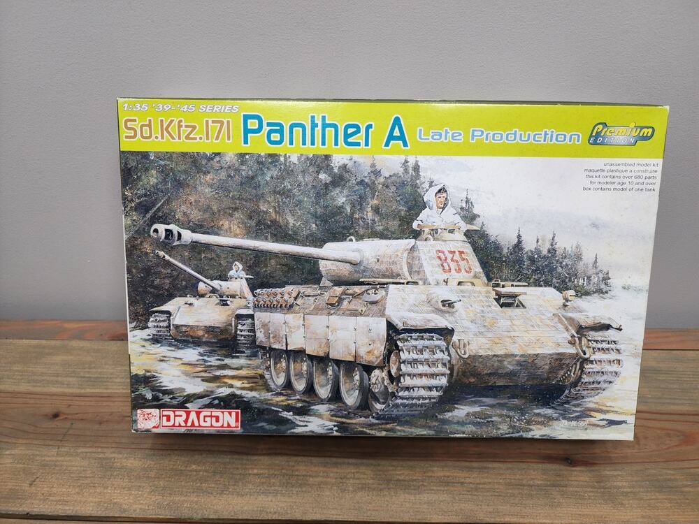 Dragon Premium Edition 6358 1/35 Scale Sd.Kfz. 171 Panther A (Late Prod.) - 2006